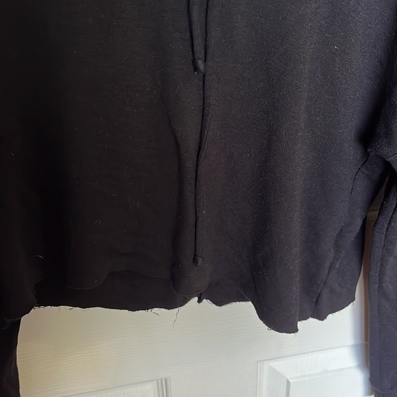 Black Raw Hem Cropped Drawstring hoodie top - Picture 2 of 4